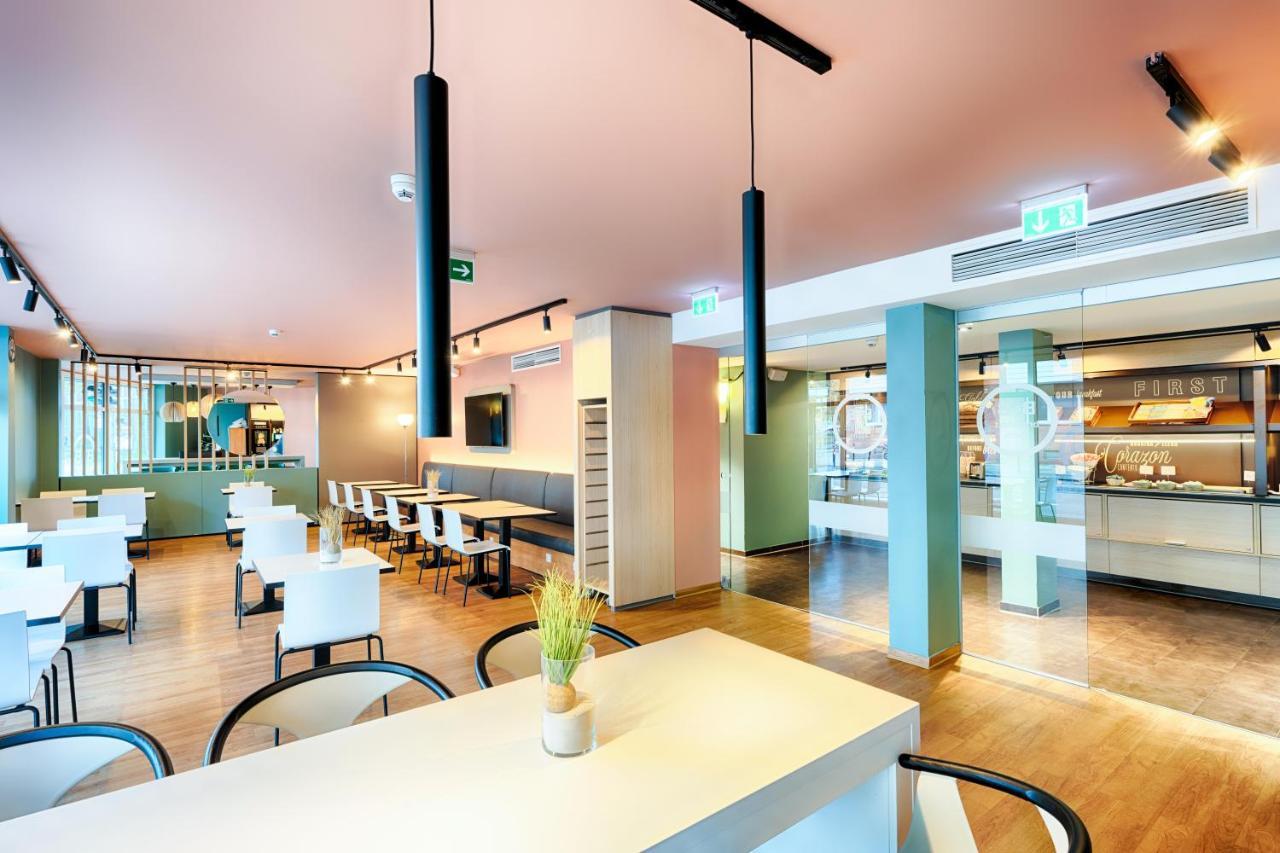 B&B Hotel Bremen-City ภายนอก รูปภาพ